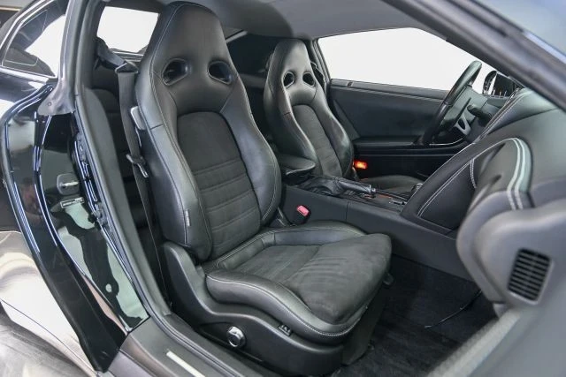 2014 Nissan R35 GT-R Premium - Image 16 of 24