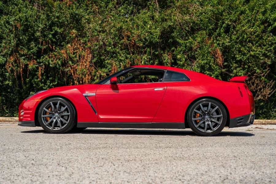 2014 Nissan R35 GT-R Premium - Image 2 of 31