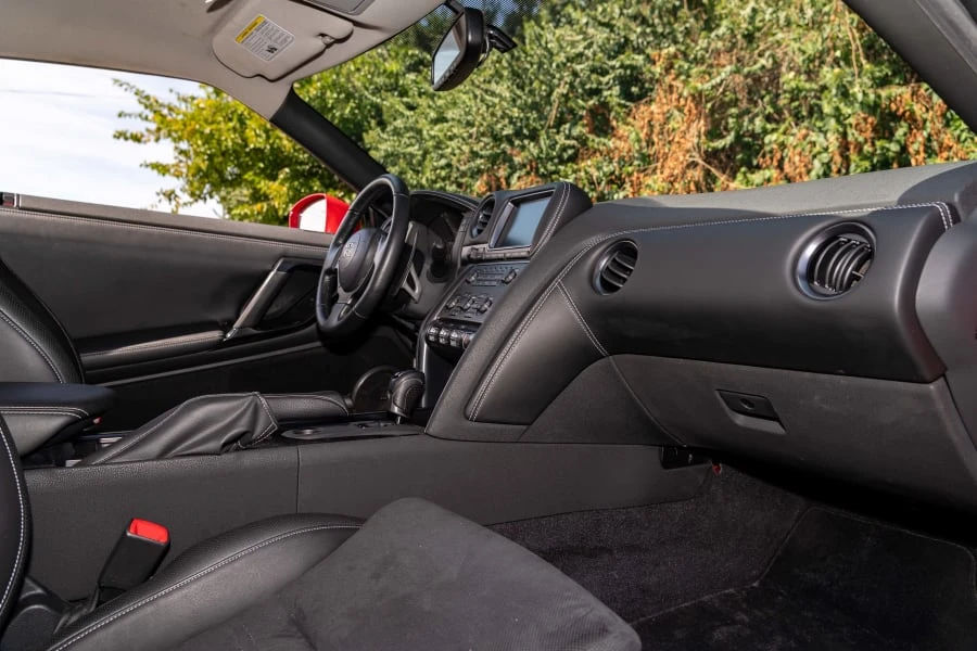 2014 Nissan R35 GT-R Premium - Image 27 of 31