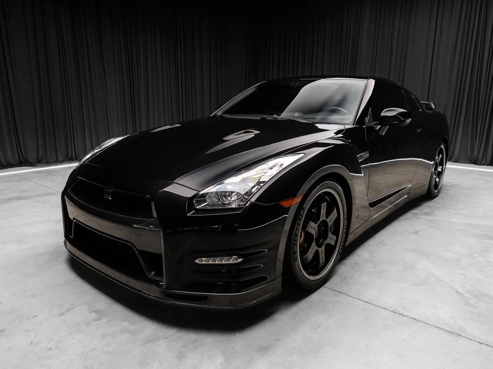 2014 Nissan R35 GT-R Track Edition - Image 11 of 31