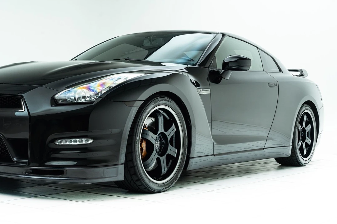 2014 Nissan R35 GT-R Track Edition - Image 9 of 12