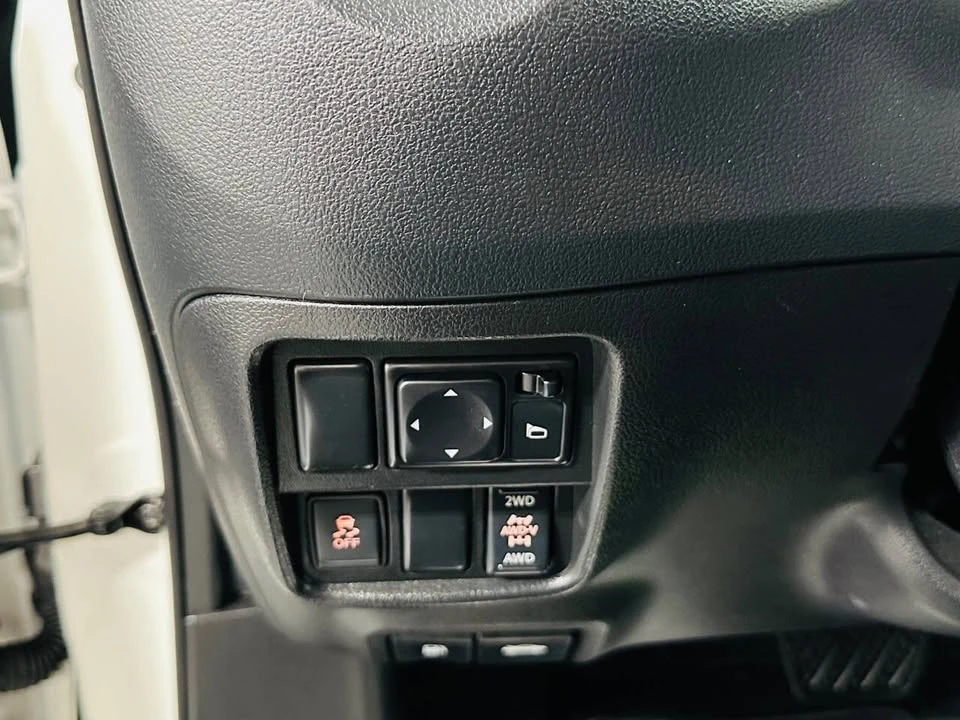 2014 Nissan Juke - Image 14 of 20