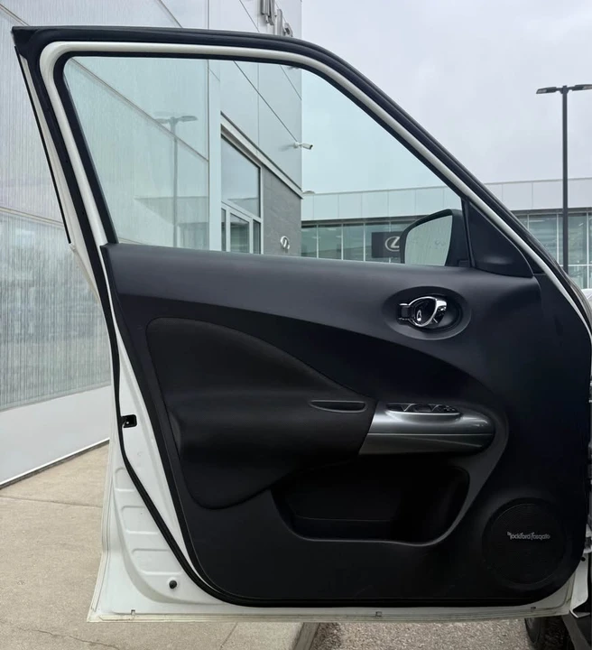 2014 Nissan Juke - Image 16 of 21