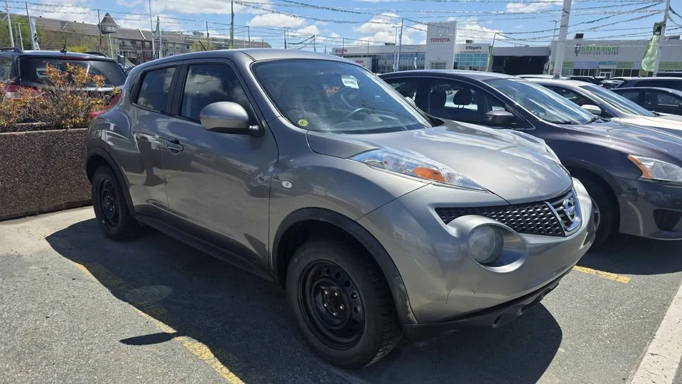 2014 Nissan Juke - Image 2 of 5