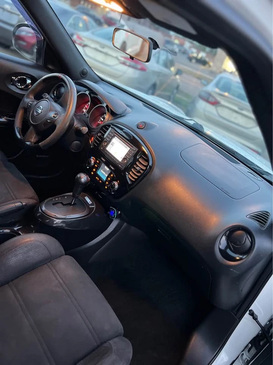 2014 Nissan Juke - Image 14 of 17