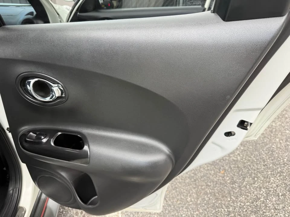 2014 Nissan Juke - Image 15 of 19
