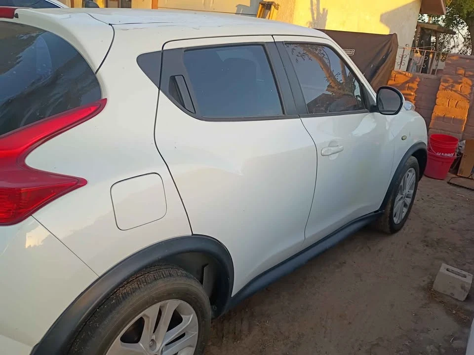 2014 Nissan Juke - Image 2 of 3
