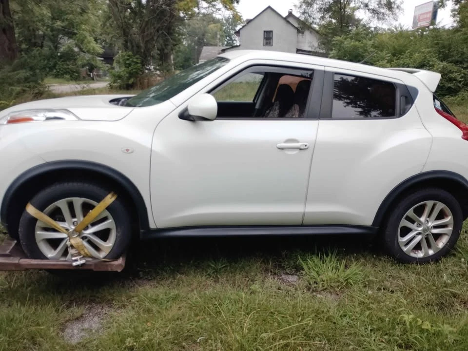 2014 Nissan Juke - Image 6 of 11