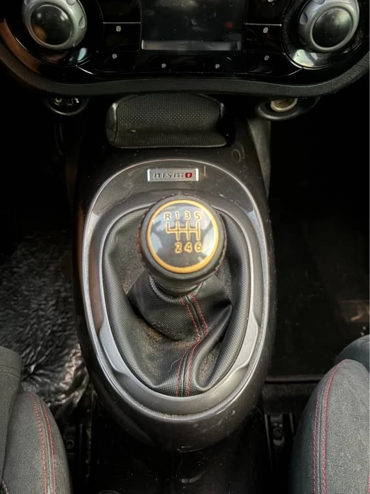 2014 Nissan Juke - Image 17 of 20