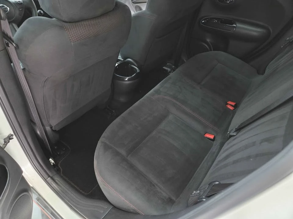 2014 Nissan Juke - Image 9 of 19