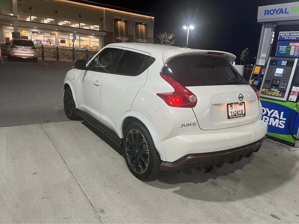 2014 Nissan Juke - Image 2 of 3