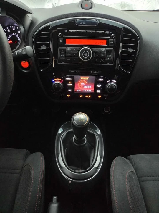 2014 Nissan Juke - Image 15 of 19