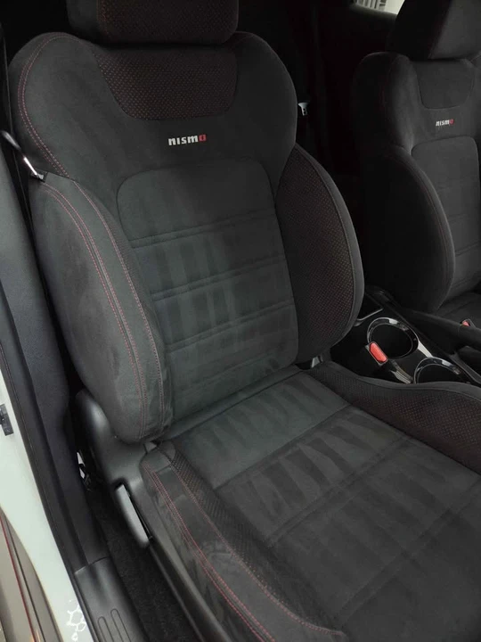 2014 Nissan Juke - Image 17 of 18