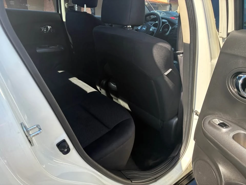 2014 Nissan Juke - Image 17 of 20