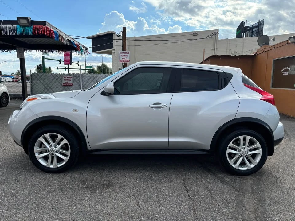 2014 Nissan Juke - Image 4 of 17