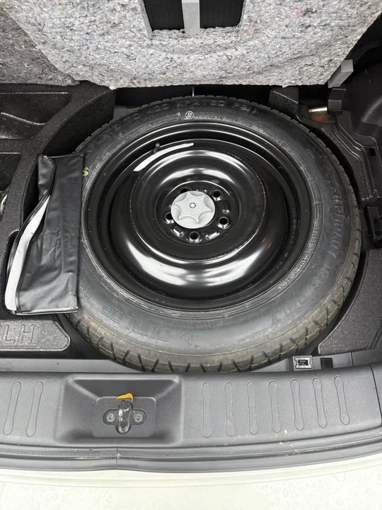 2014 Nissan Juke - Image 4 of 10