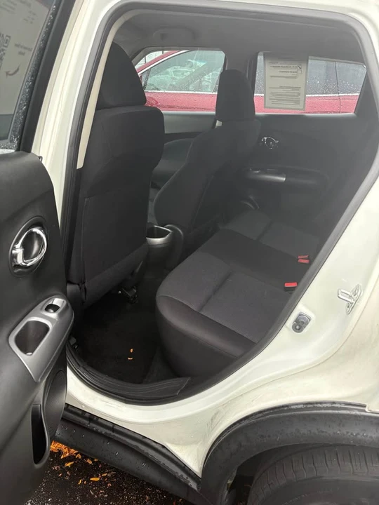 2014 Nissan Juke - Image 5 of 10