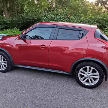 2014 Nissan JUKE · SL Sport Utility 4D