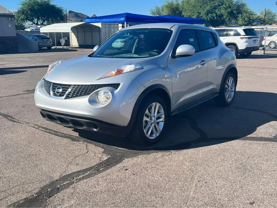 2014 Nissan Juke - Image 2 of 7