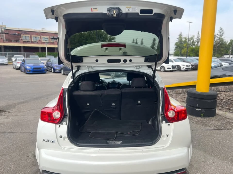 2014 Nissan Juke - Image 9 of 18