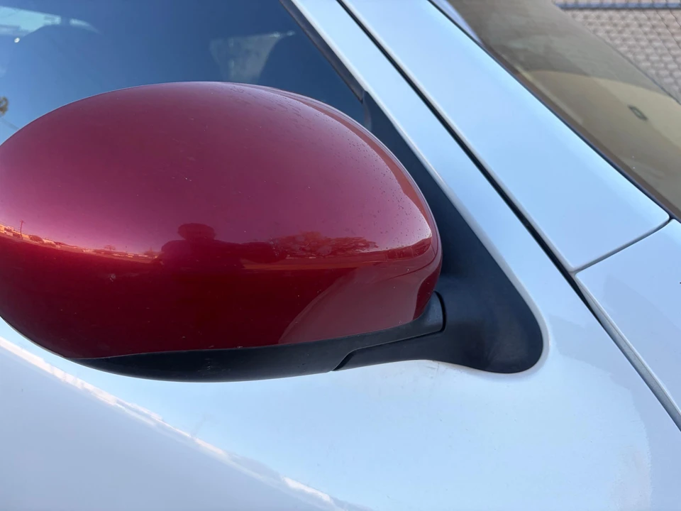 2014 Nissan Juke - Image 17 of 31