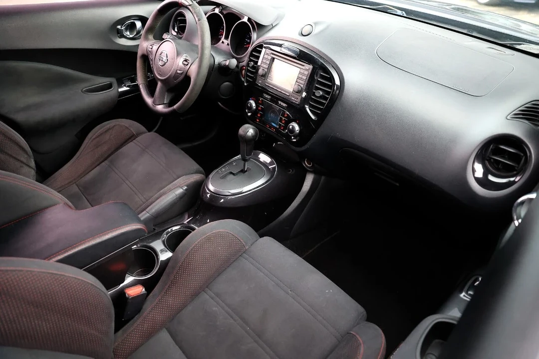2014 Nissan Juke - Image 16 of 21