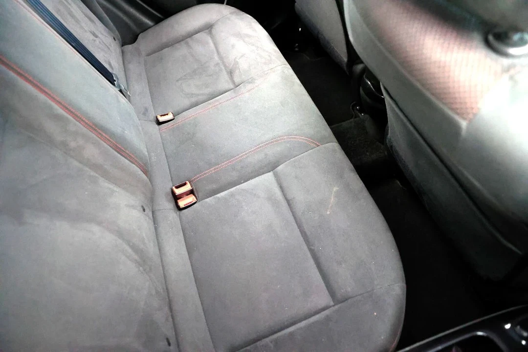 2014 Nissan Juke - Image 12 of 21