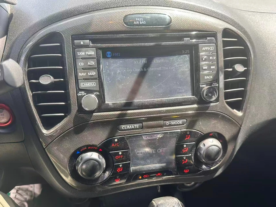 2014 Nissan Juke - Image 11 of 20