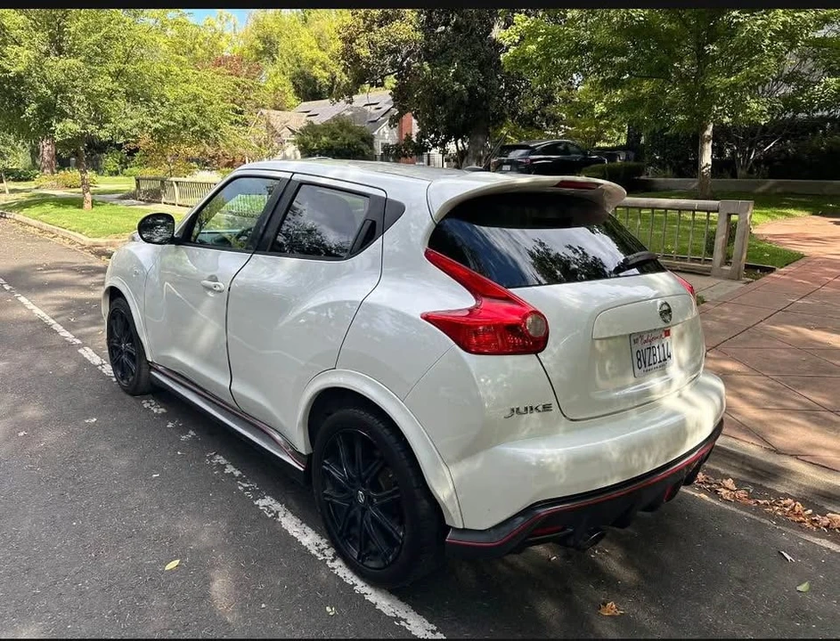 2014 Nissan Juke - Image 2 of 5