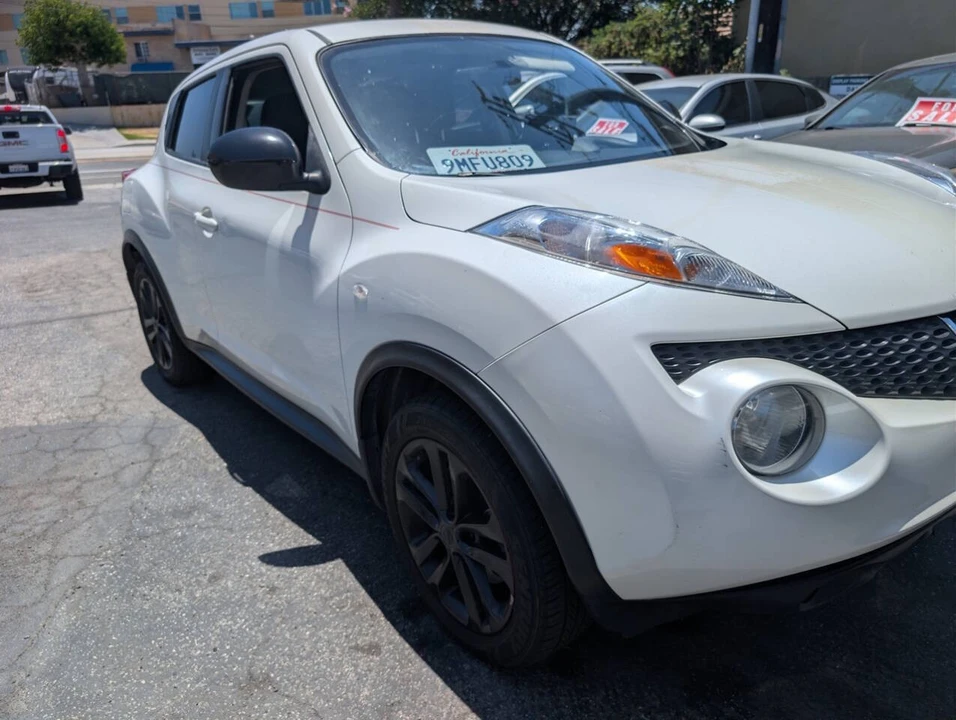 2014 Nissan Juke - Image 10 of 14