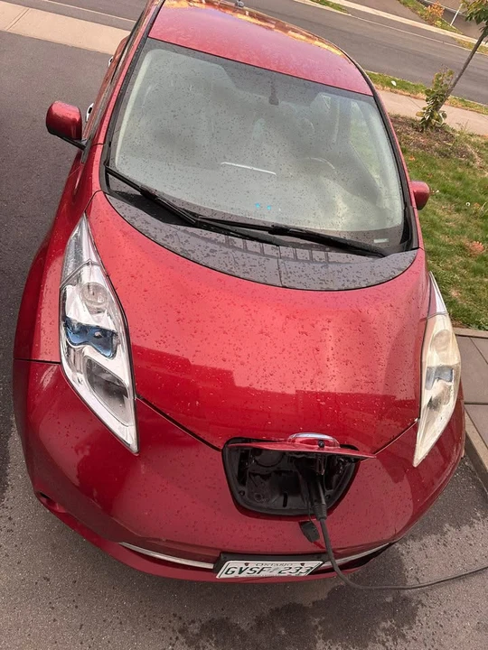 2014 Nissan Leaf - Image 2 of 9