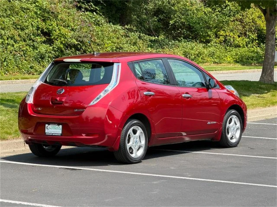 2014 Nissan Leaf - Image 6 of 31