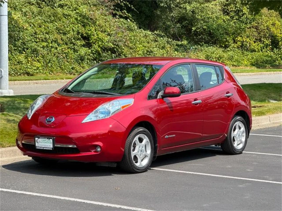 2014 Nissan Leaf - Image 3 of 31