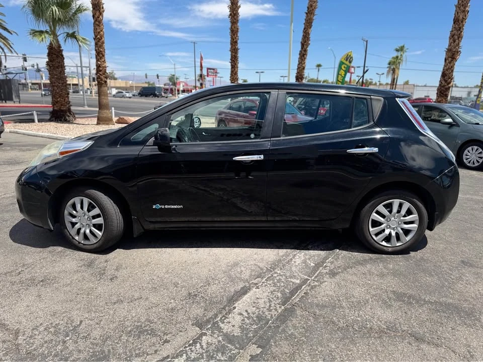 2014 Nissan Leaf - Image 8 of 19