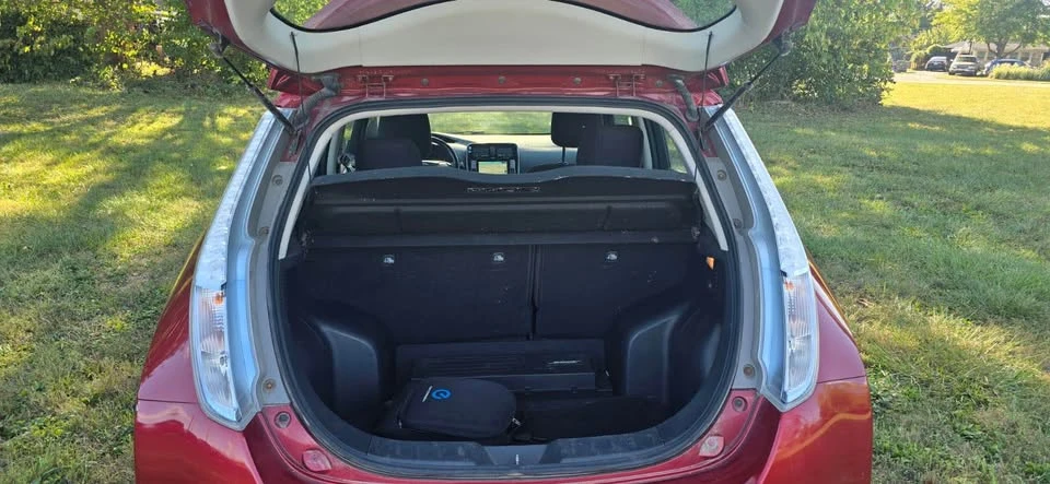 2014 Nissan Leaf - Image 10 of 10