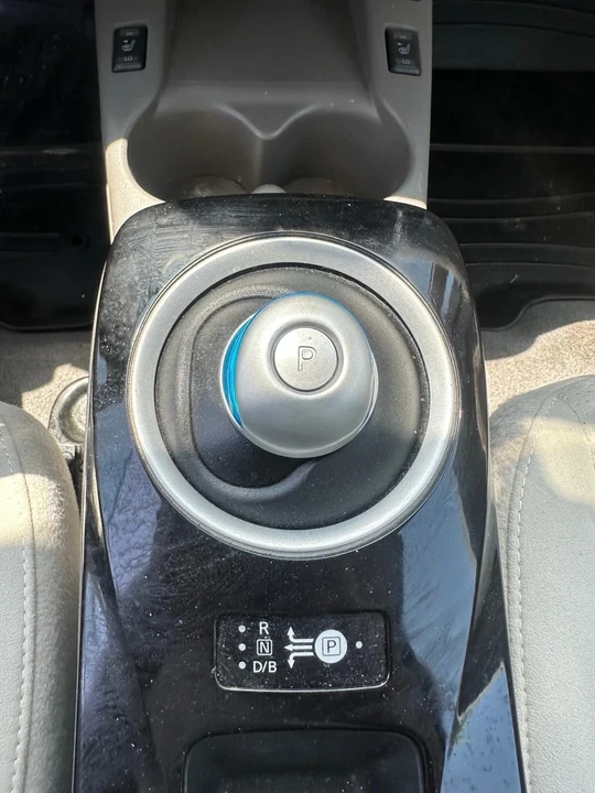 2014 Nissan Leaf - Image 13 of 13