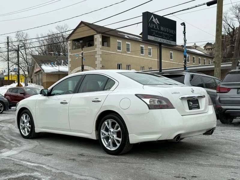 2014 Nissan Maxima 7th Gen - Image 5 of 12