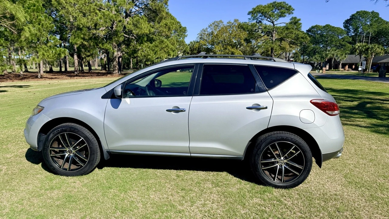 2014 Nissan Murano 2nd Gen - Image 2 of 10
