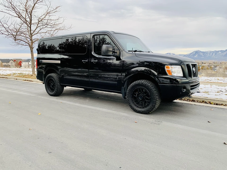 2014 Nissan NV3500 - Image 29 of 31