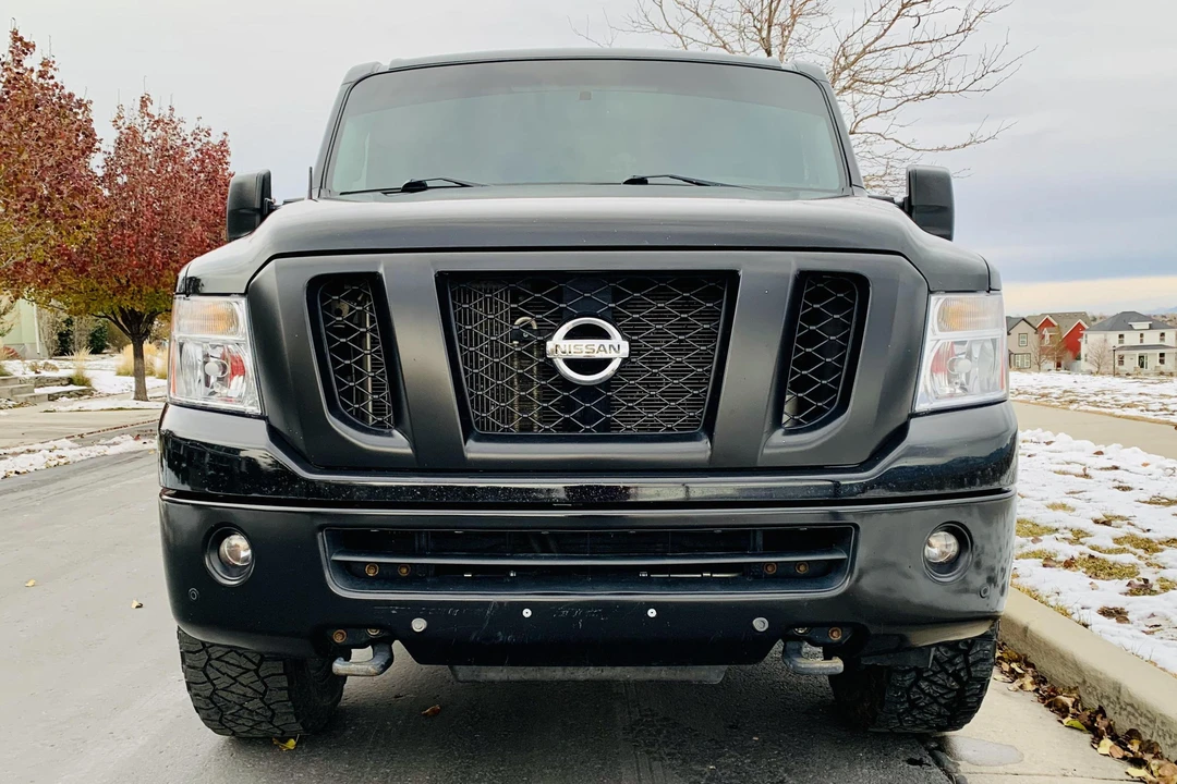 2014 Nissan NV3500 - Image 2 of 31