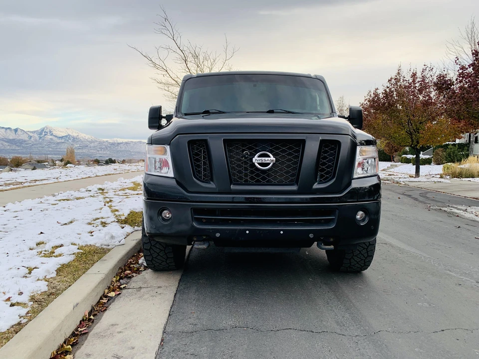 2014 Nissan NV3500 - Image 9 of 31