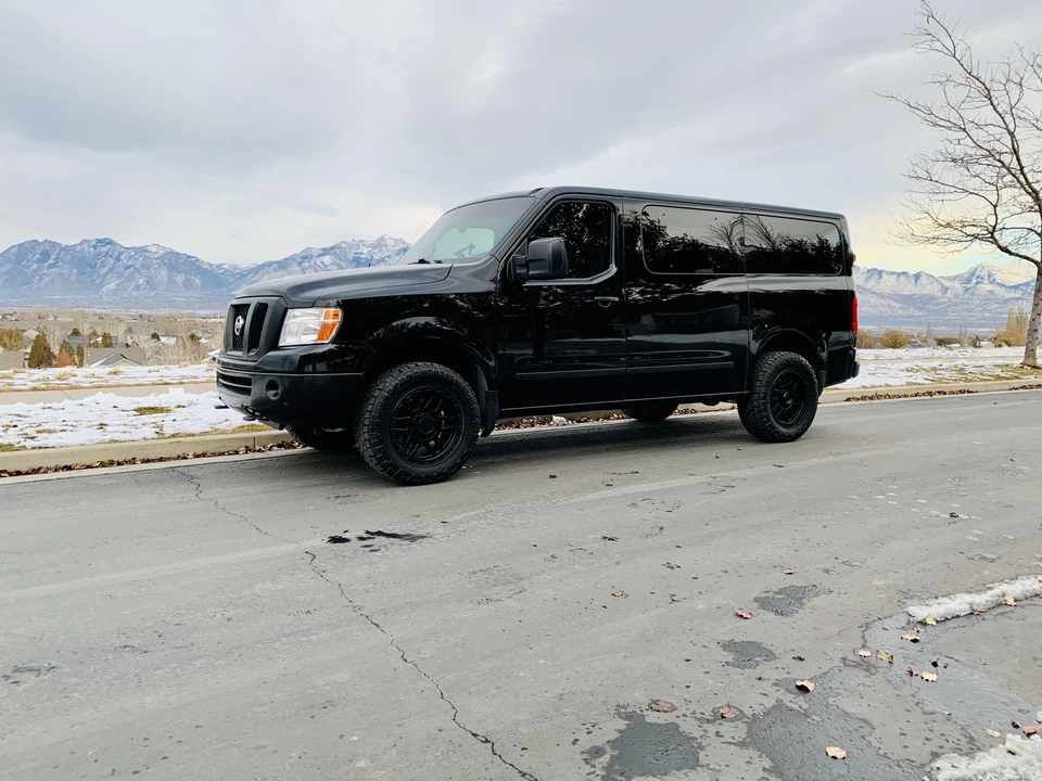 2014 Nissan NV3500 - Image 14 of 31