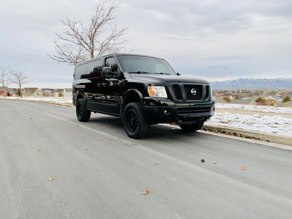 2014 Nissan NV3500 - Image 31 of 31