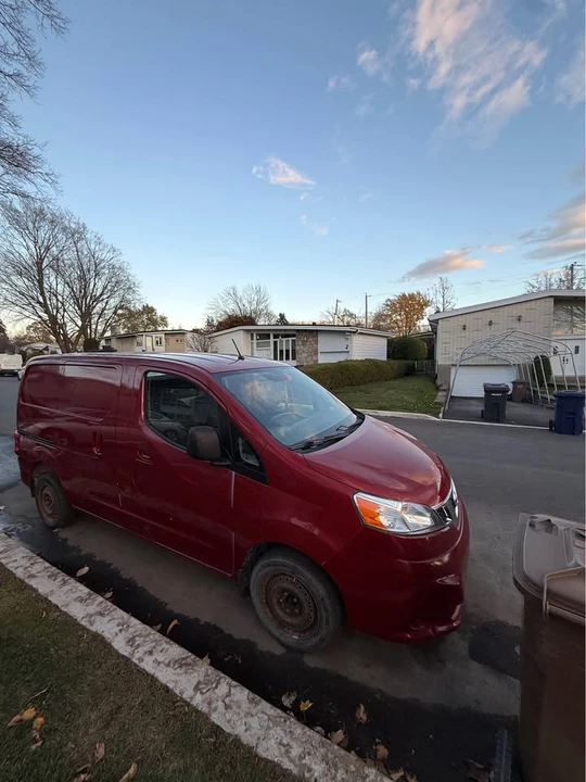 2014 Nissan NV - Image 3 of 14