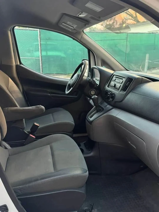 2014 Nissan NV - Image 12 of 13