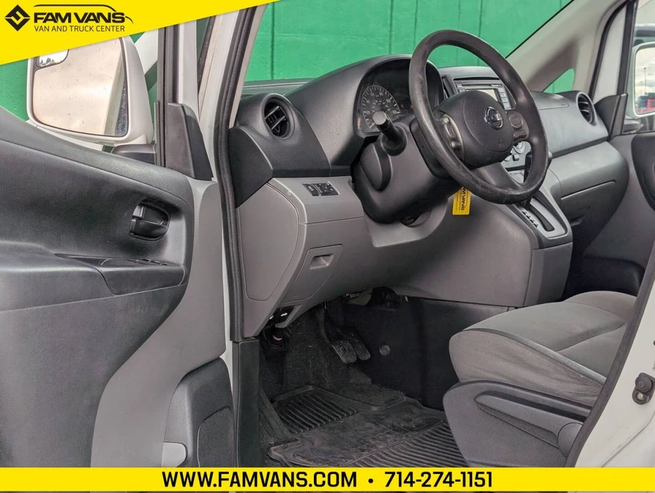 2014 Nissan NV - Image 9 of 12
