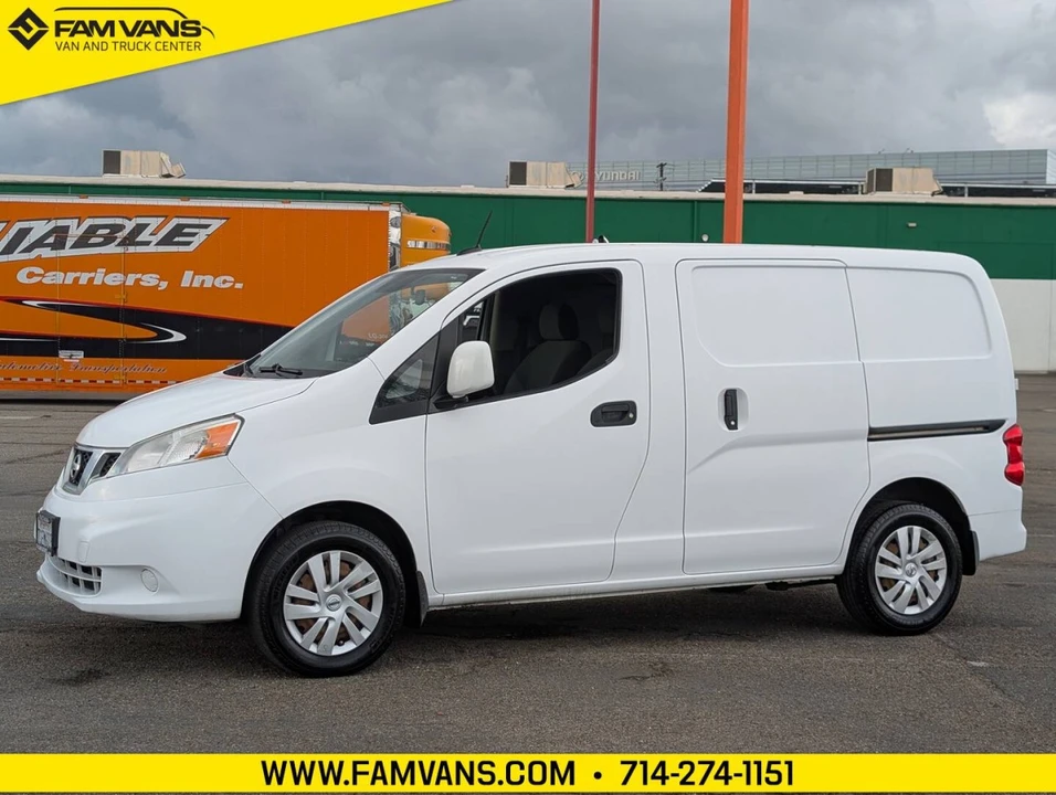 2014 Nissan NV - Image 4 of 12