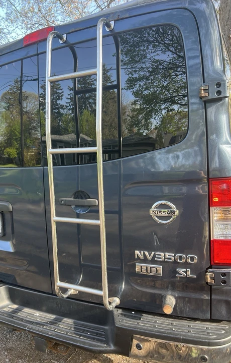 2014 Nissan NV3500 - Image 5 of 11