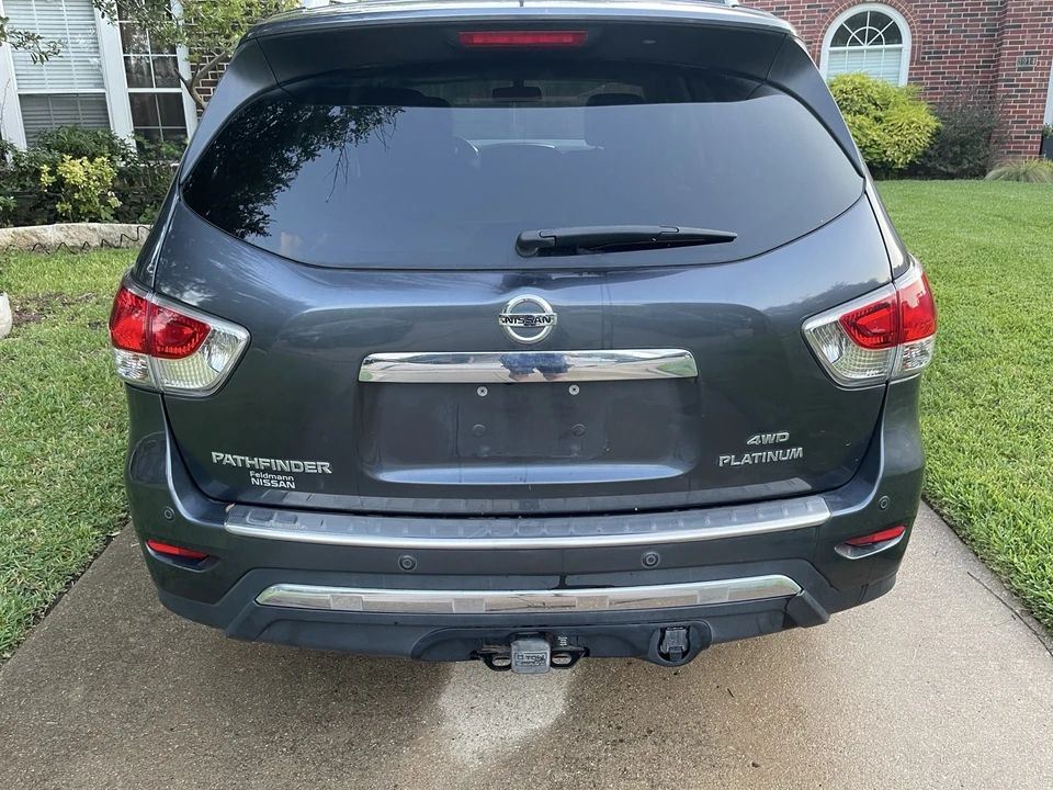 2014 Nissan Pathfinder 4th Gen - Image 4 of 14