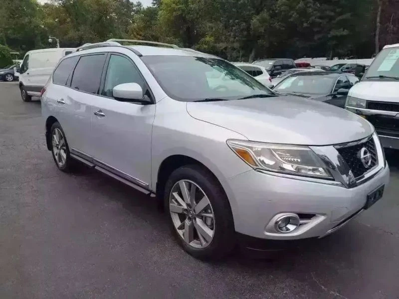 2014 Nissan Pathfinder 4th Gen - Image 8 of 12